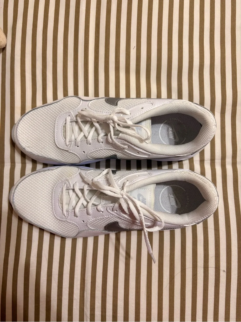 Nike Women’s White Sneakers with Silver Swoosh